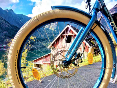 E-bike tour in Balestrand with scenic mountain and fjord landscapes